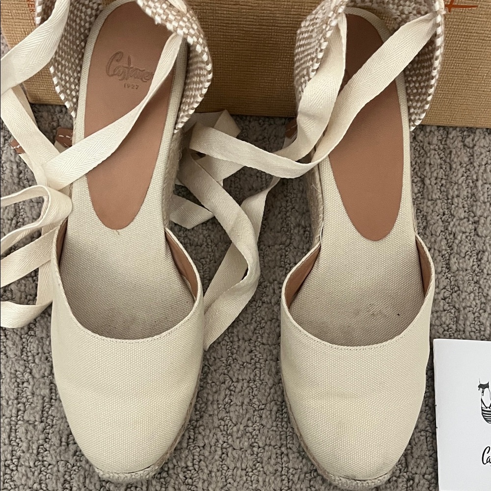 Castaner Cream Espadrille Wedge Shoes - Picture 7 of 8